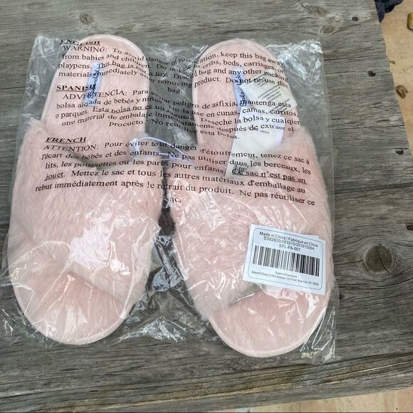 Splendid Cross Slide Slippers size small/ medium NWT - Picture 6 of 9